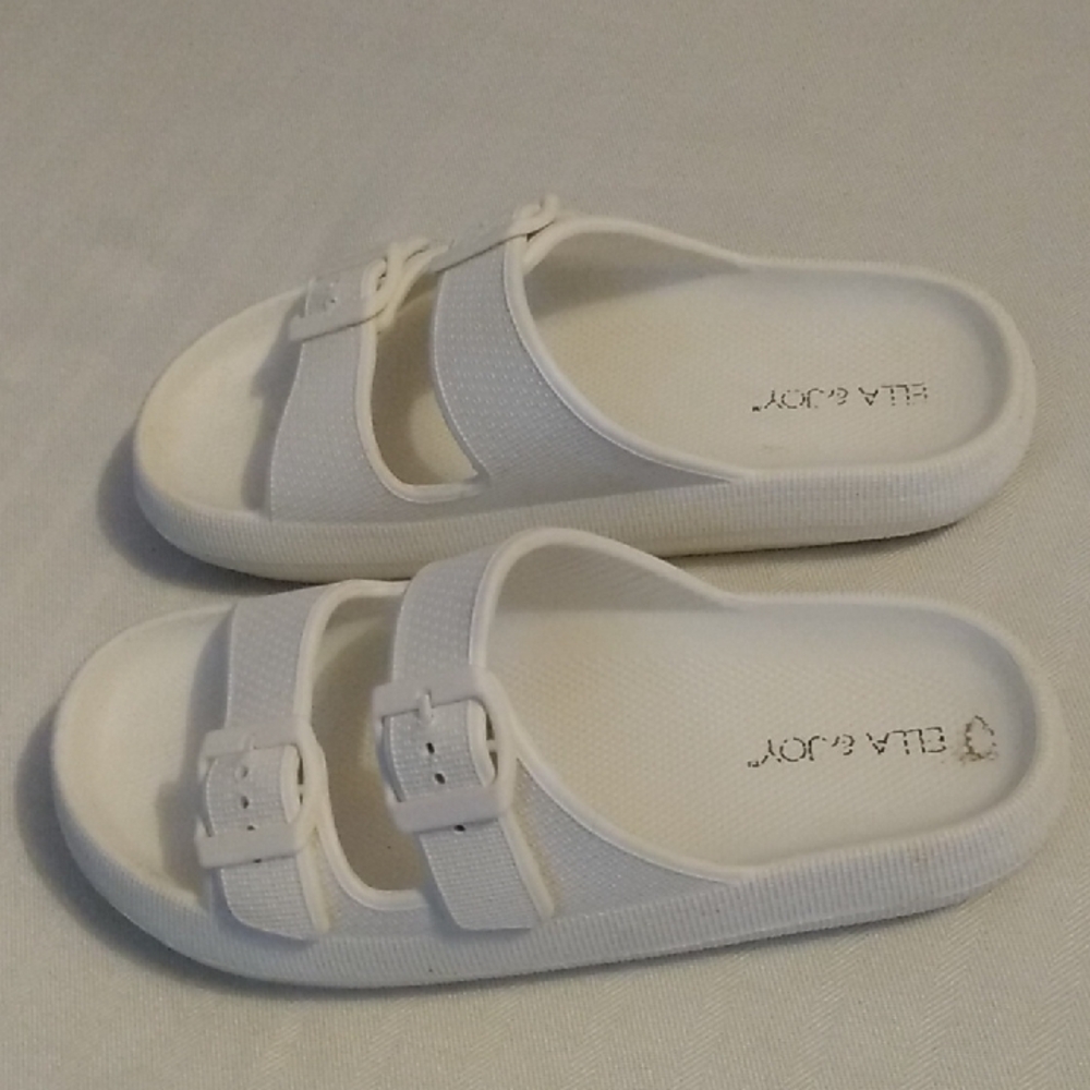 Ella & Joy Slides 8